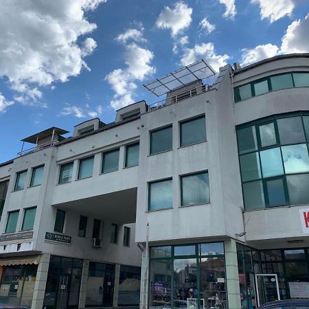 Minimalist Apartment Sofia Exterior foto
